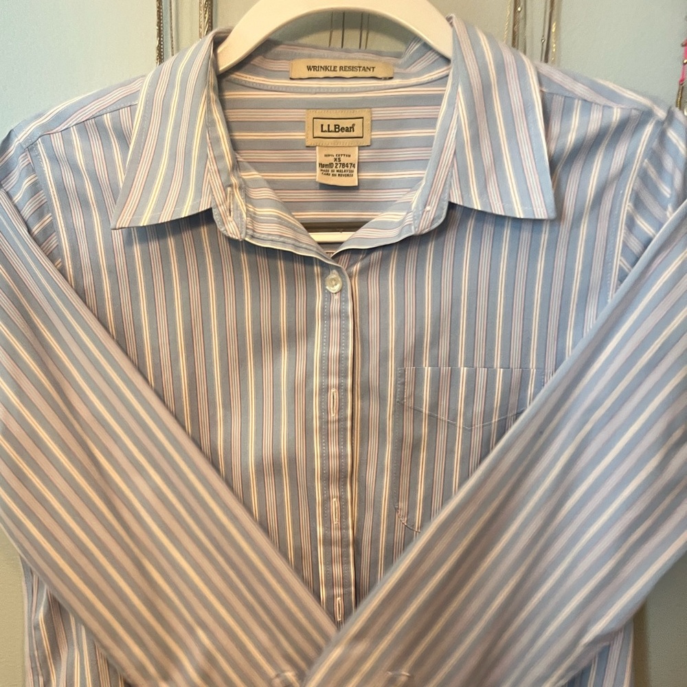 LL Bean button down - Picture 2 of 4